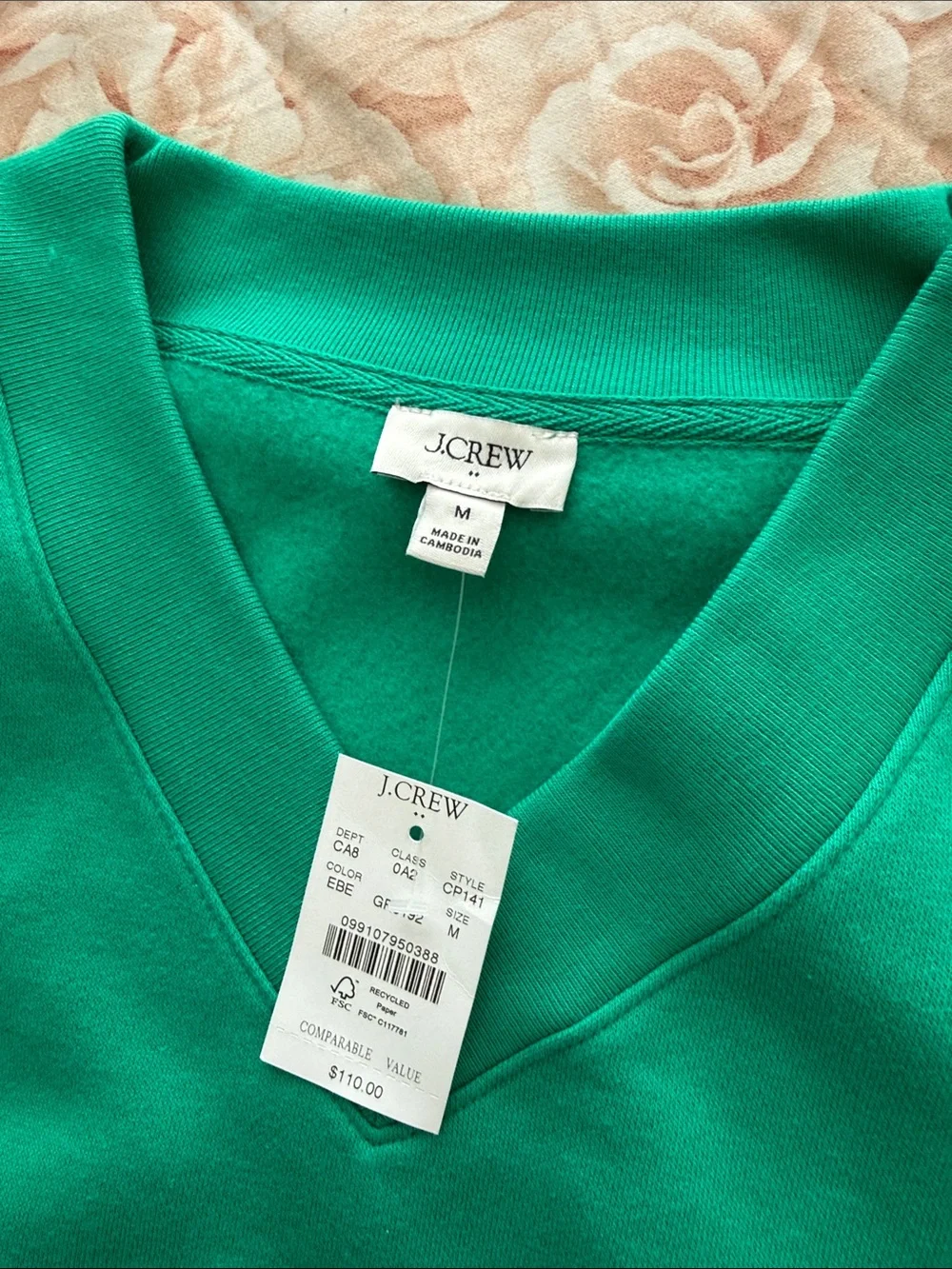 NWT J. Crew Women's V-Neck Sweatshirt in Kelly Green